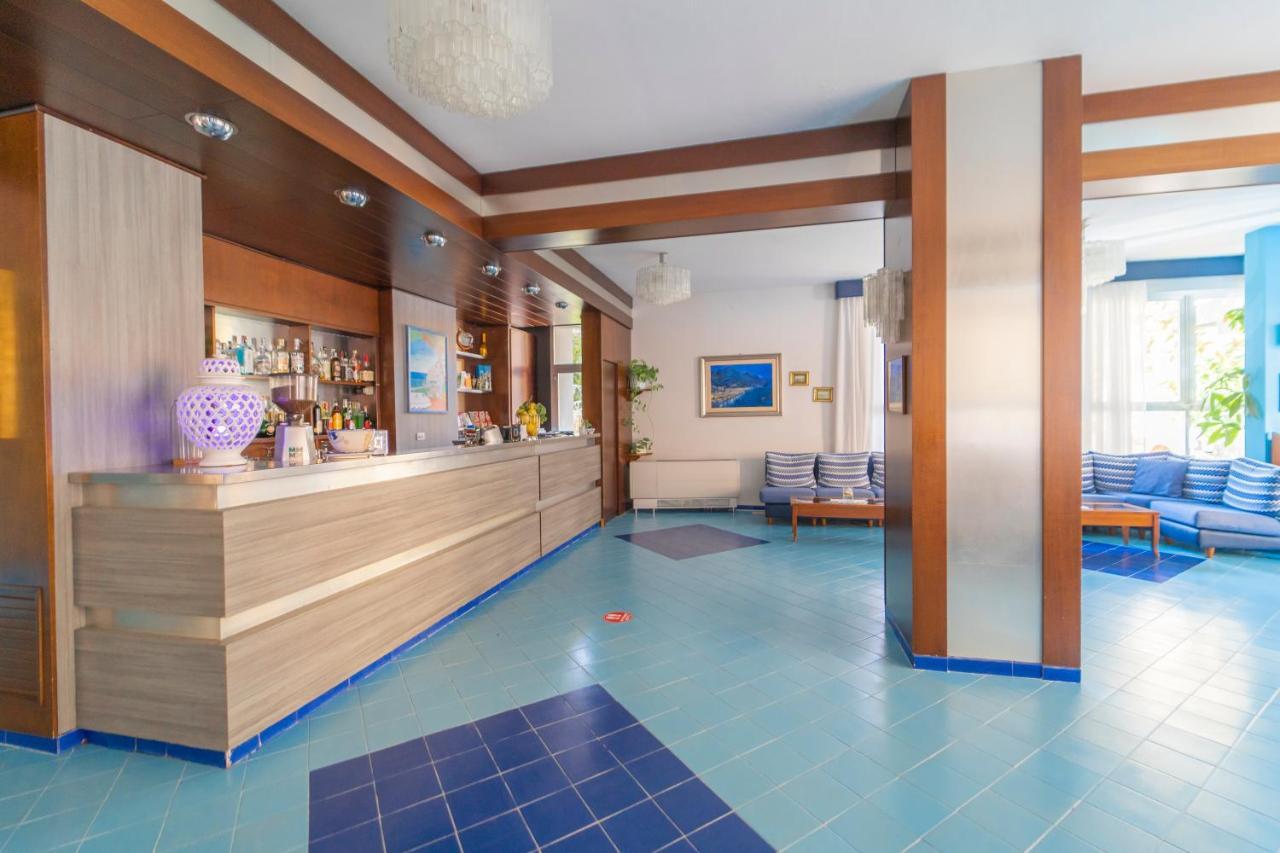 Casa Vacanza San Pietro Maiori Eksteriør bilde