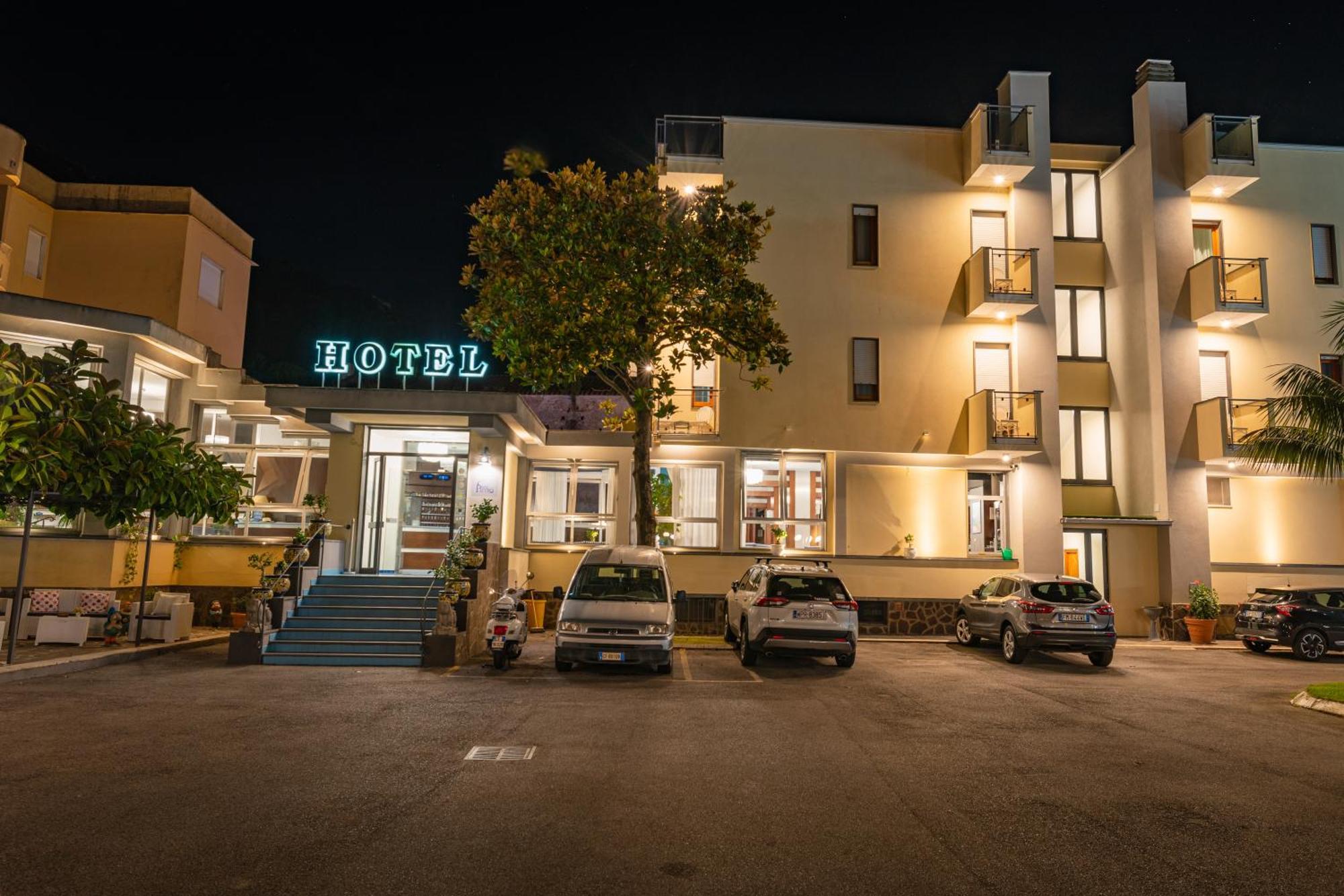 Casa Vacanza San Pietro Maiori Eksteriør bilde